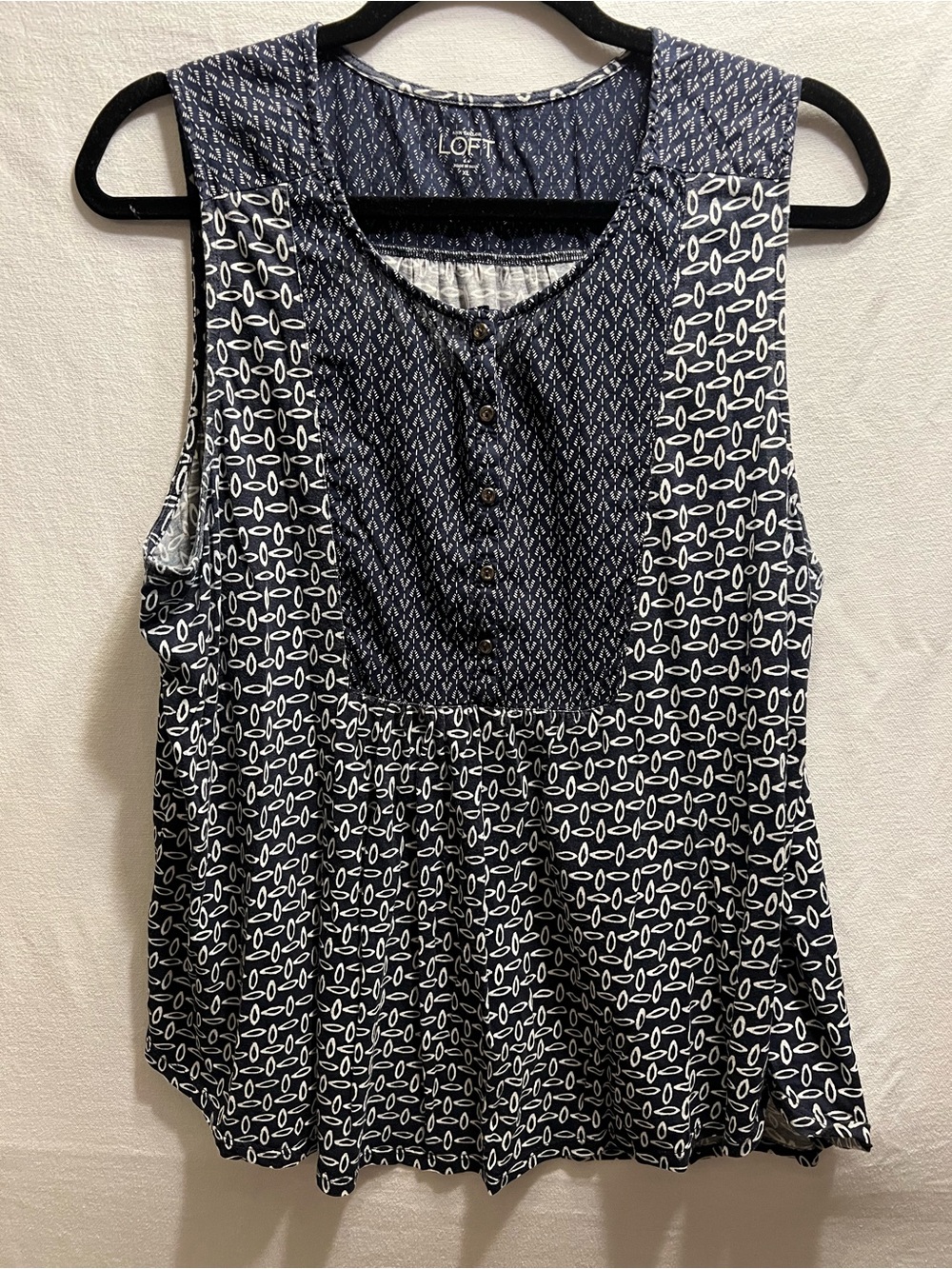 Ann Taylor Navy and White Patterned Sleeveless Peplum Top